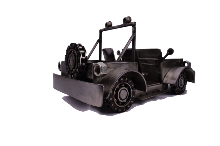 Car Sculpture 4 x 4 | Handcrafted Recycled Metal Art - Image 3