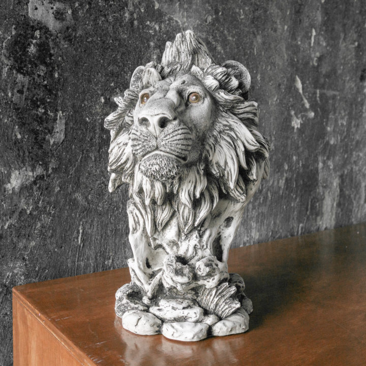 Handcasted Lion Resin Bust - Image 2